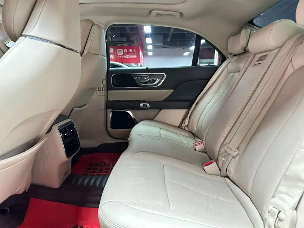 Lincoln Continental 2018 3.0T Four-wheel Drive Premium Edition купить на сайте DeffCars