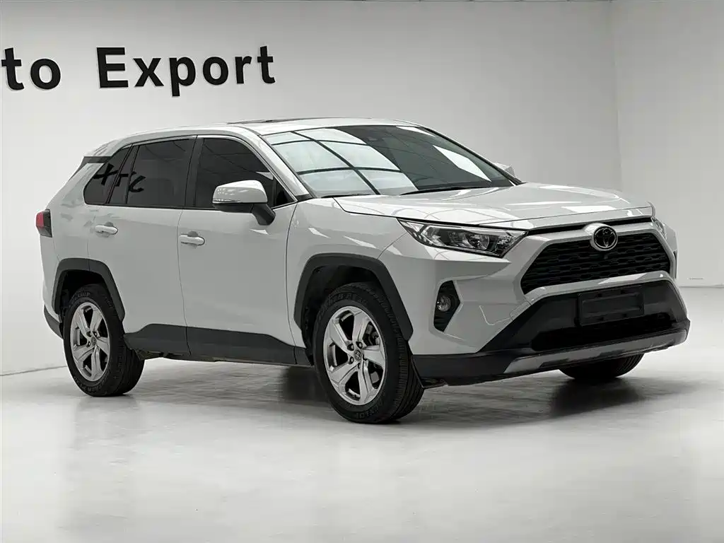 RAV4 Rongfang 2022 2.0L CVT two-wheel drive fashion version купить на сайте DeffCars