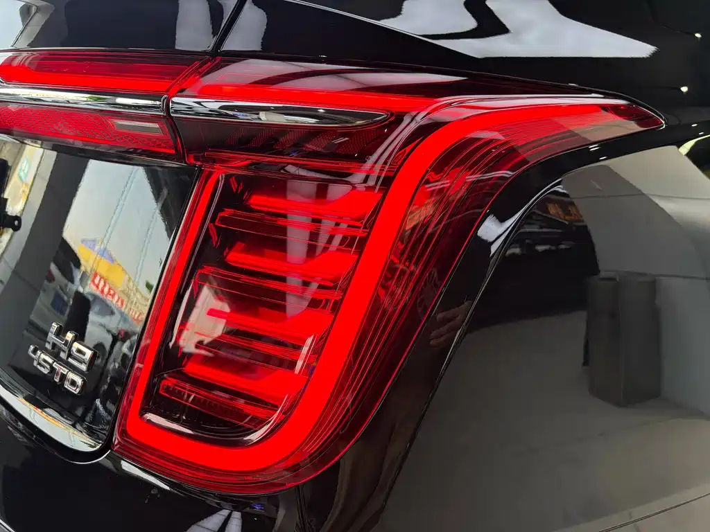 Hongqi H9 2020 2.0T Zhilian Flagship Edition купить на сайте DeffCars