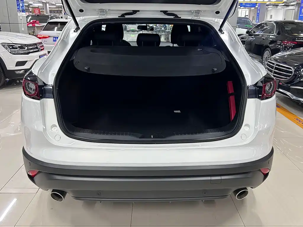 Mazda CX-4 2021 2.0L automatic two-wheel drive Blue Sky Vitality Edition купить на сайте DeffCars