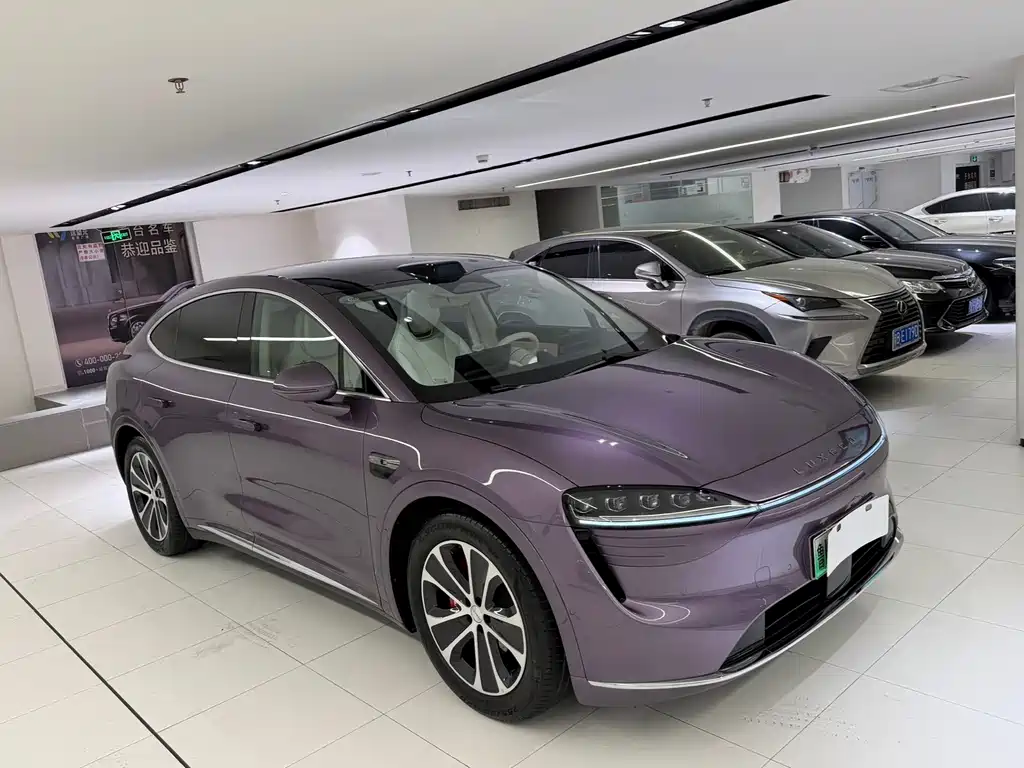 Zhijie R7 2024 pure electric 736km UItra купить на сайте DeffCars