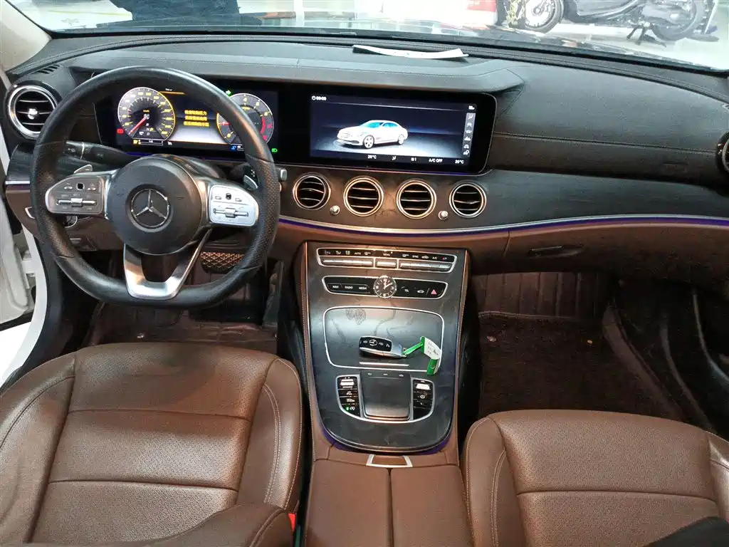 Mercedes-Benz E-Class 2019 E 300 L Sporty and Stylish купить на сайте DeffCars