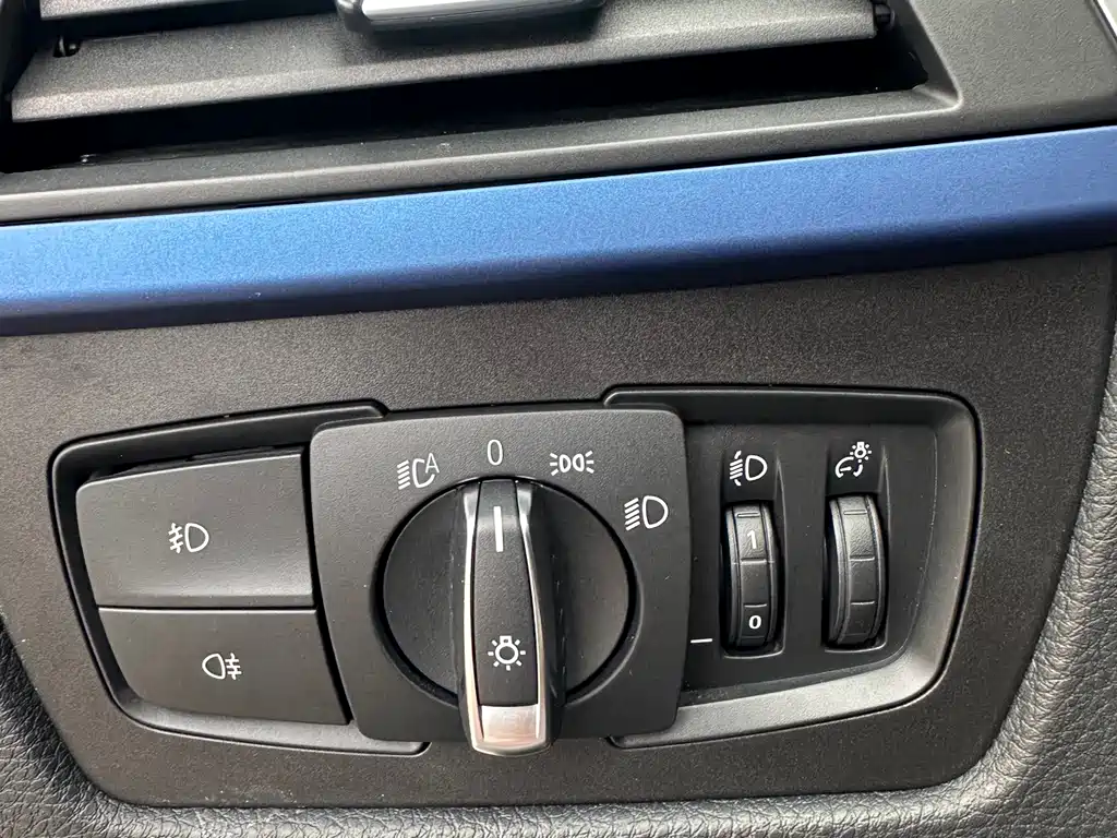 BMW 3 Series 2019 320i M Sports Package купить на сайте DeffCars