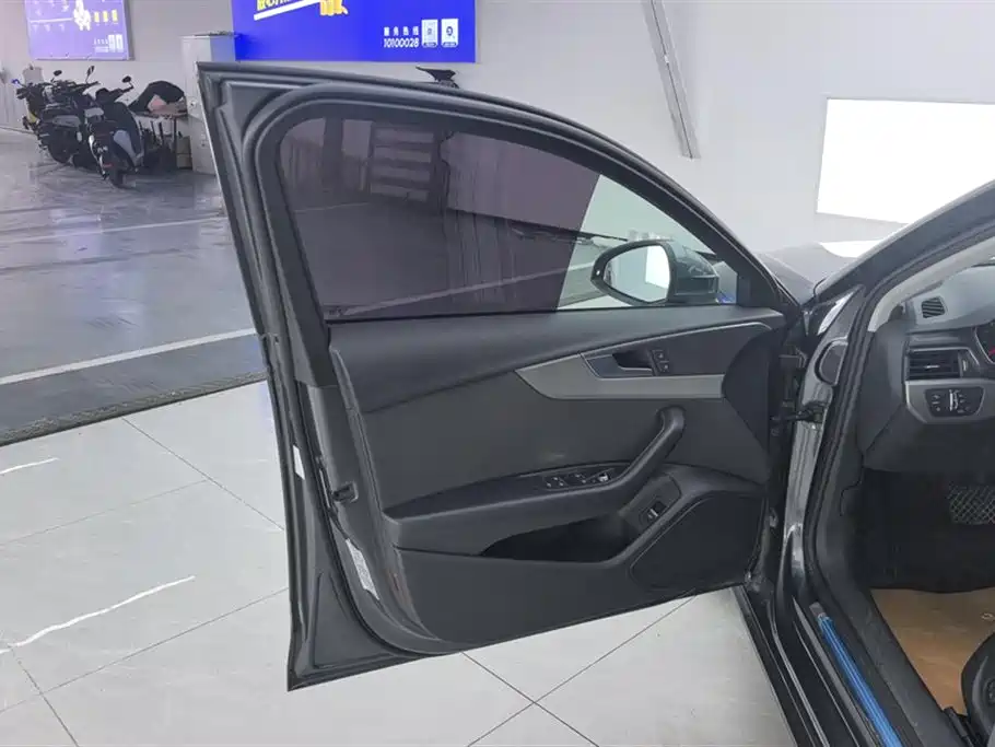 Audi A4L 2019 40 TFSI Enterprising National VI купить на сайте DeffCars