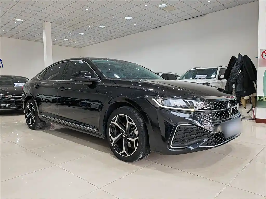 Passat 2023 facelift 330TSI Star Elite Edition купить на сайте DeffCars