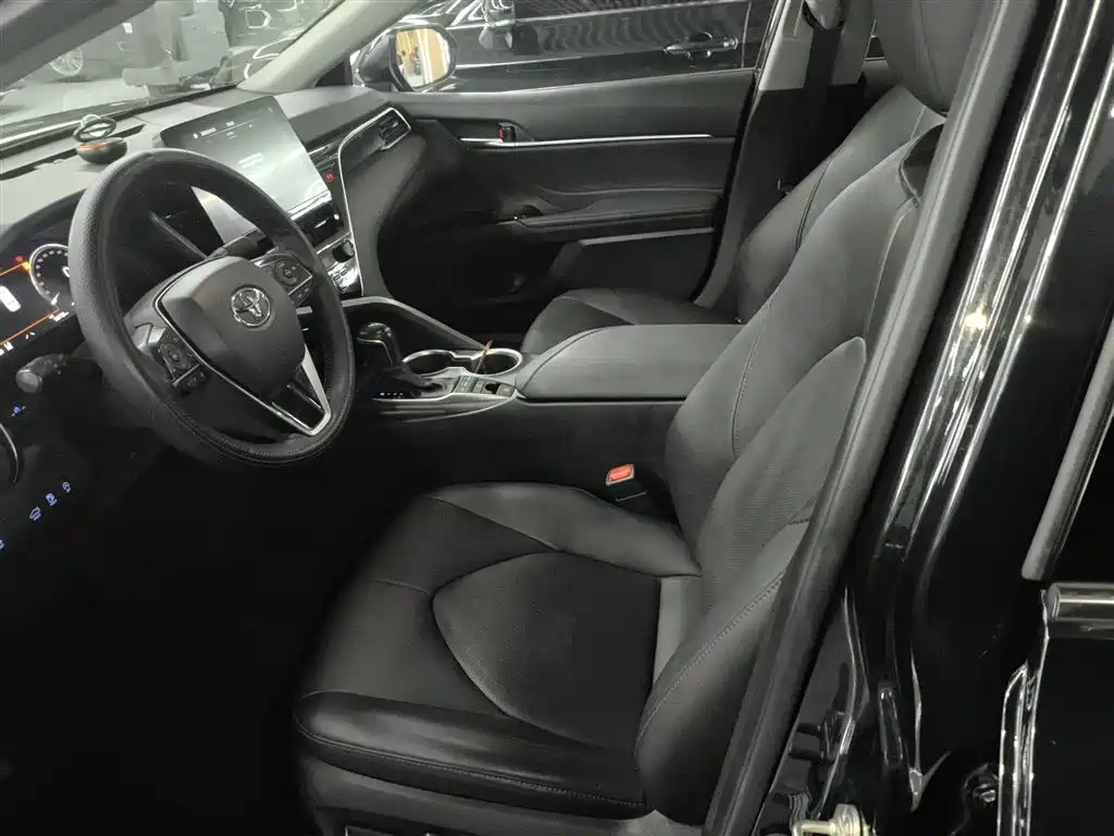 Camry 2021 2.5G Deluxe Edition купить на сайте DeffCars