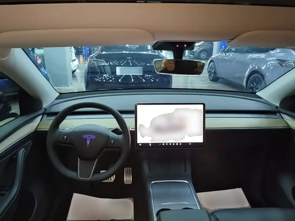 Model Y 2022 facelift rear-wheel drive version купить на сайте DeffCars