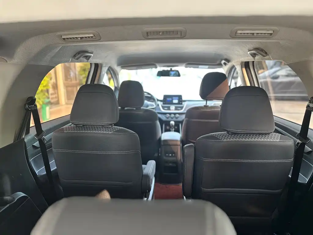 Baojun 730 2021 1.5L manual fashion 7 seats купить на сайте DeffCars
