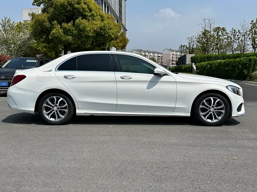 Mercedes-Benz C-Class 2016 C 180 L Sports купить на сайте DeffCars