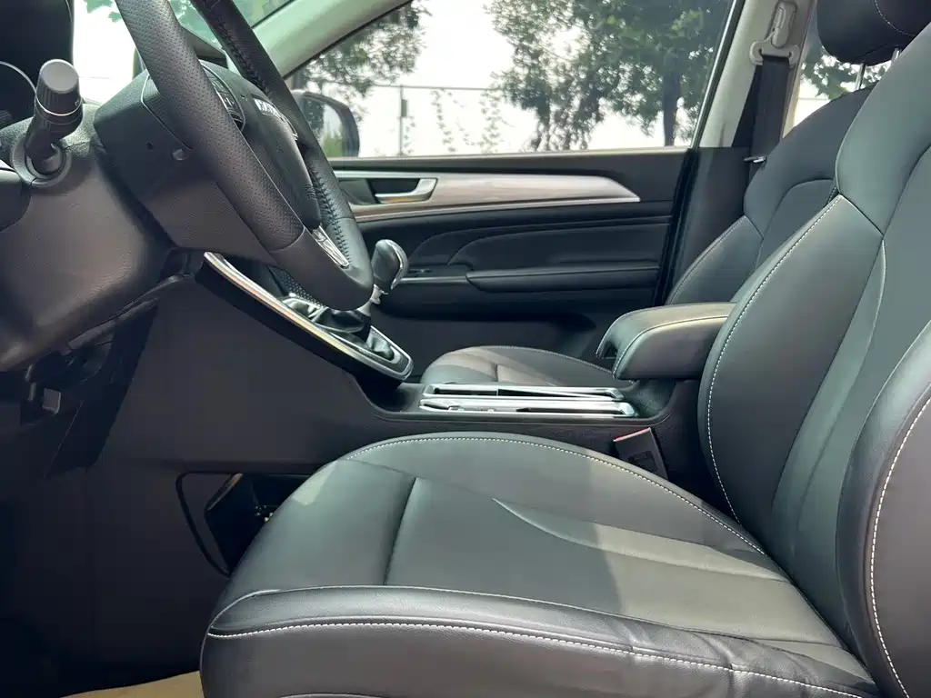 Haval M6 2021 Plus 1.5T Manual Deluxe Smart Coupler купить на сайте DeffCars