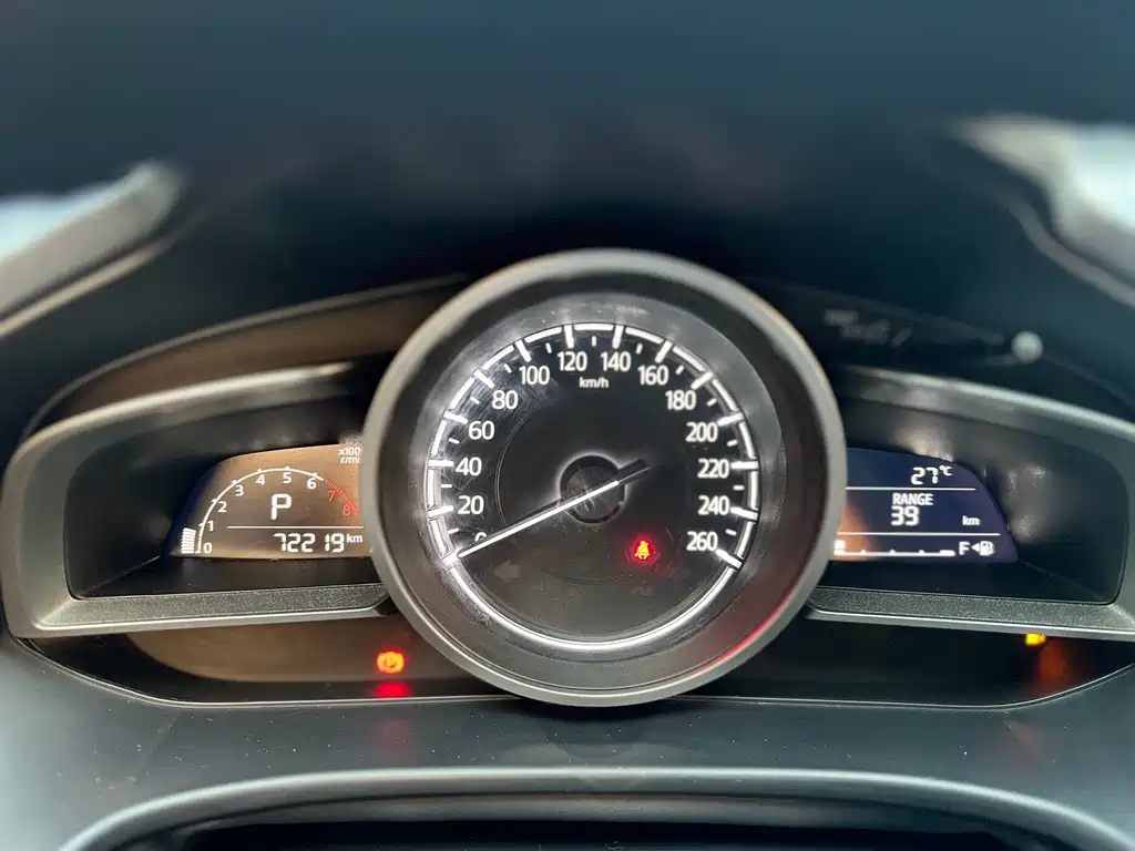 Mazda3 Angkesela 2017 hatchback 2.0L automatic luxury model National V купить на сайте DeffCars