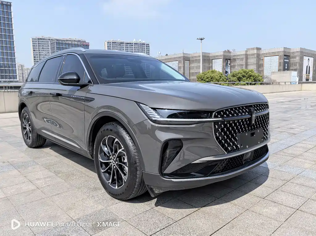 Voyager 2025 2.0T four-wheel drive exclusive edition купить на сайте DeffCars