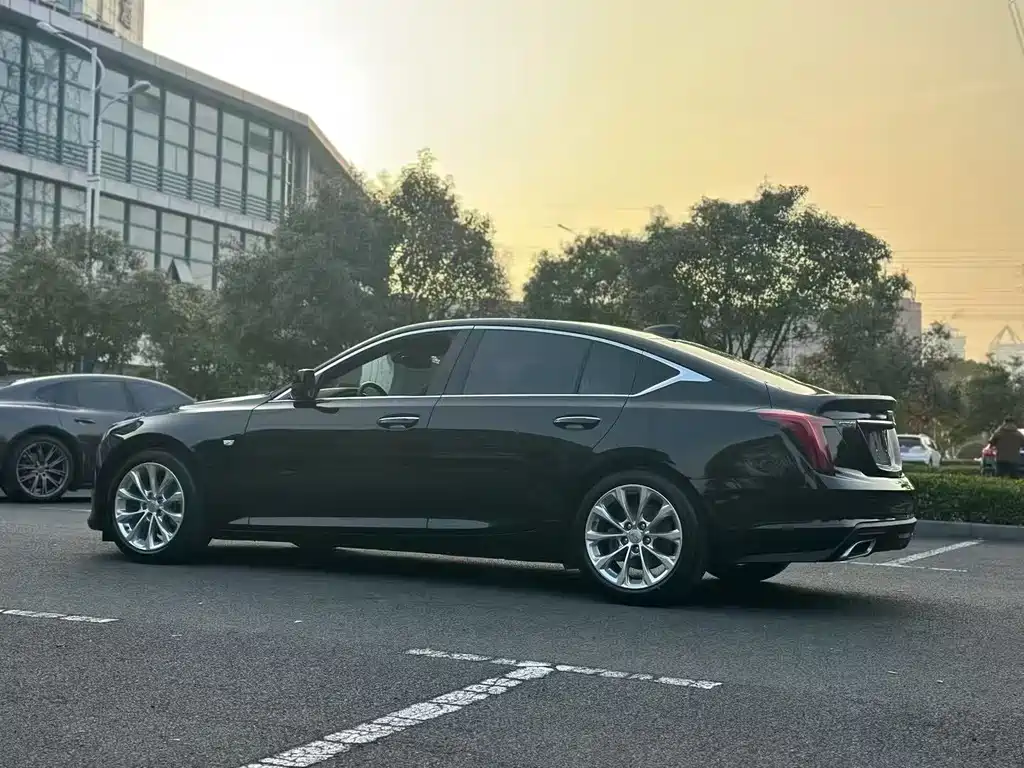 Cadillac CT5 2022 28T luxury model купить на сайте DeffCars