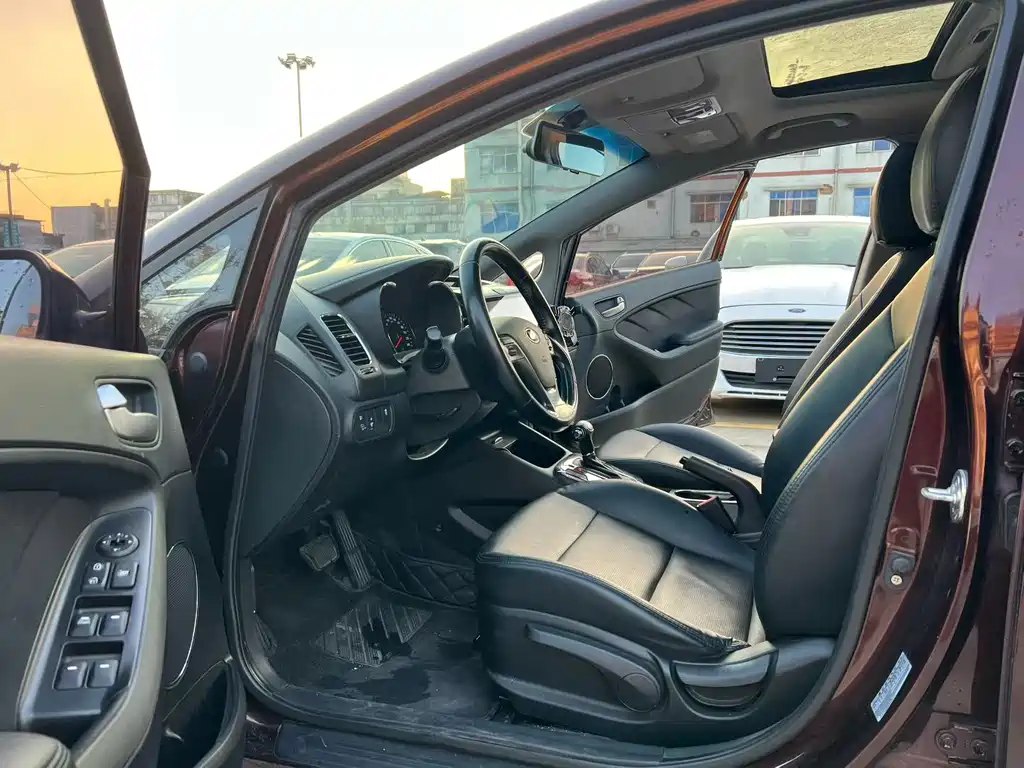 Kia K3 2016 1.6L automatic GLS купить на сайте DeffCars