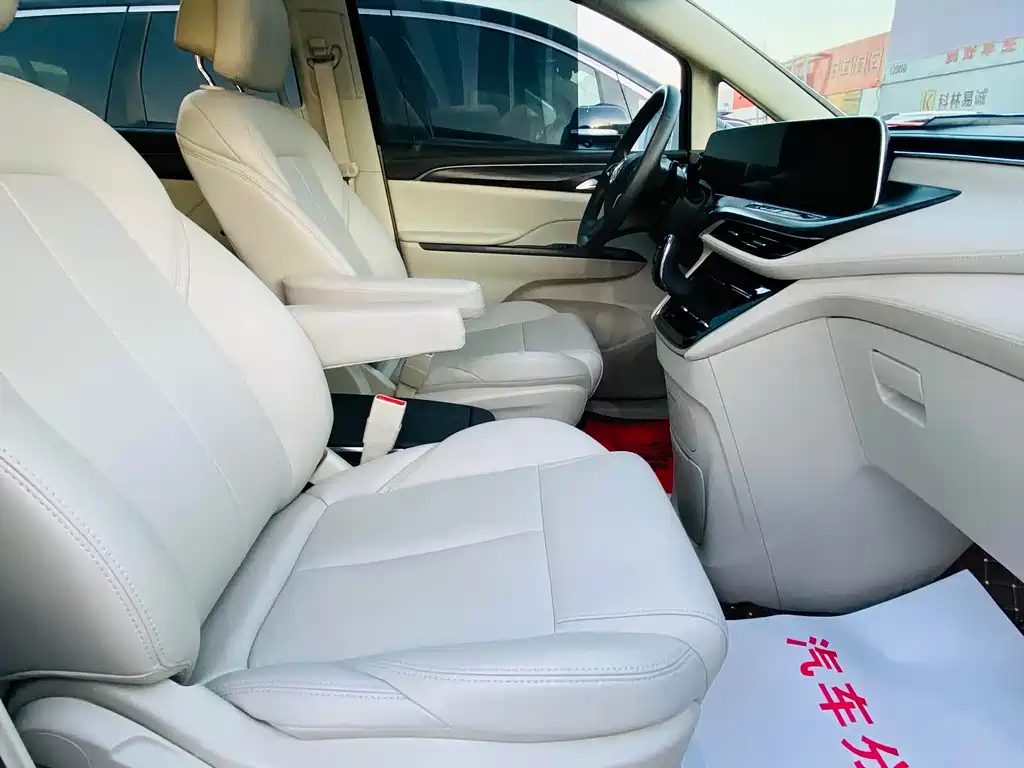 Buick GL8 2023 ES Lu Zun Comfort Type купить на сайте DeffCars