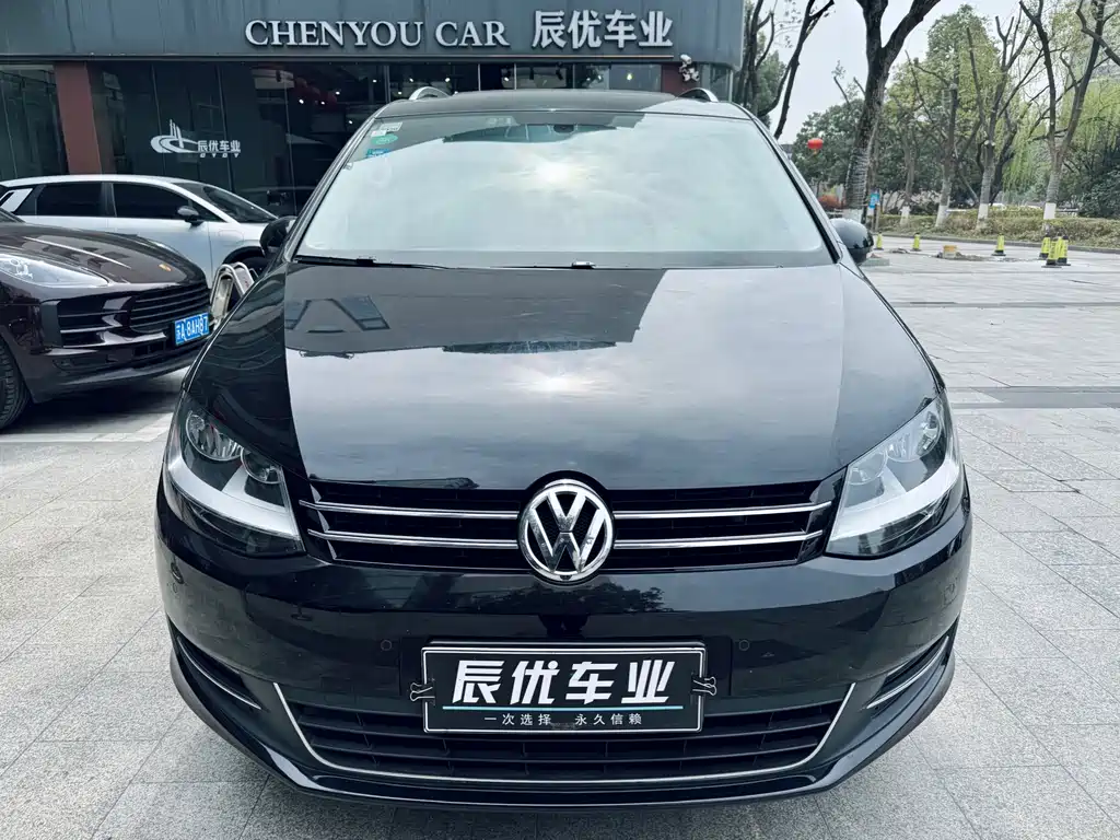 Sharan 2015 1.8TSI comfort model купить на сайте DeffCars