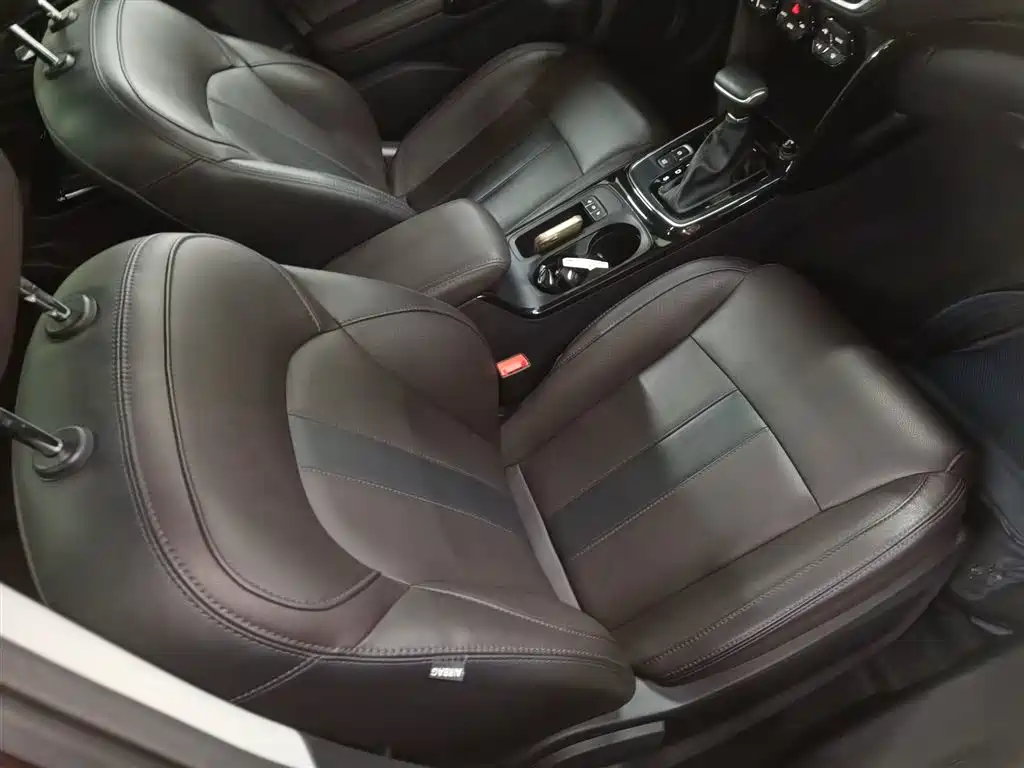 Trumpchi GS4 2019 270T automatic two-wheel drive luxury smart connected version купить на сайте DeffCars