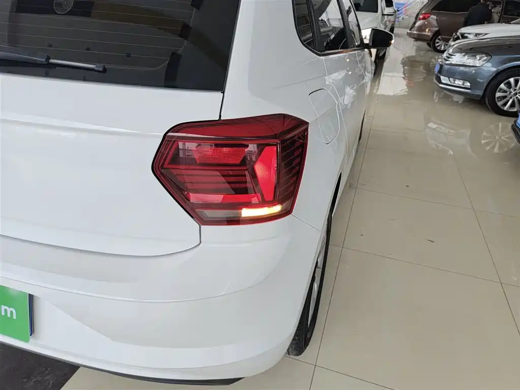 Polo 2021 Plus 1.5L Automatic Panoramic Enjoyment Edition купить на сайте DeffCars