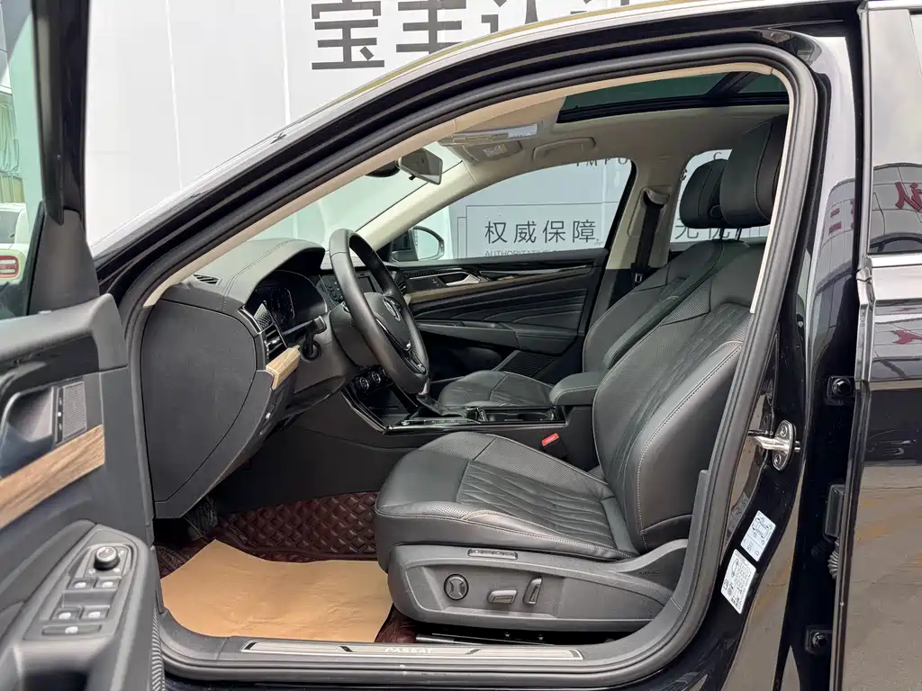 Passat 2019 330TSI Deluxe Edition National VI купить на сайте DeffCars