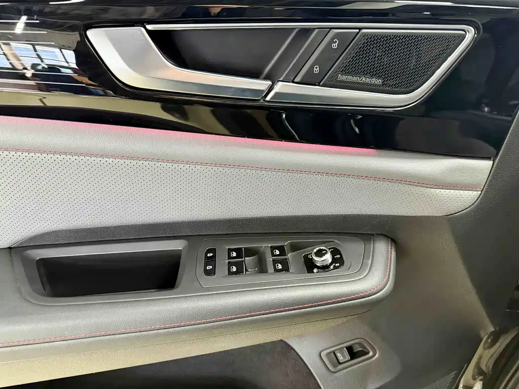 Touron 2021 Touron X 380TSI four-wheel drive respected flagship version купить на сайте DeffCars