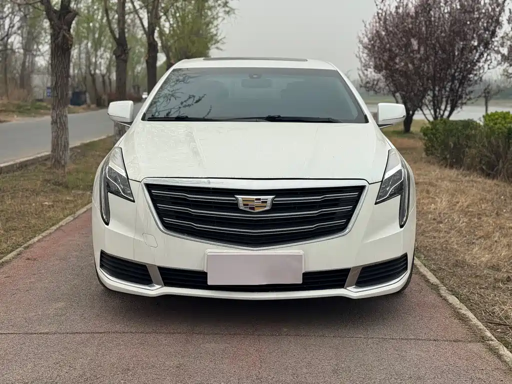 Cadillac XTS 2018 28T Technology купить на сайте DeffCars