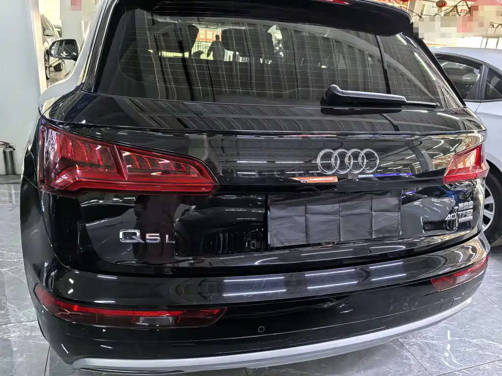 Audi Q5L 2020 40 TFSI Honorable and Enterprising купить на сайте DeffCars