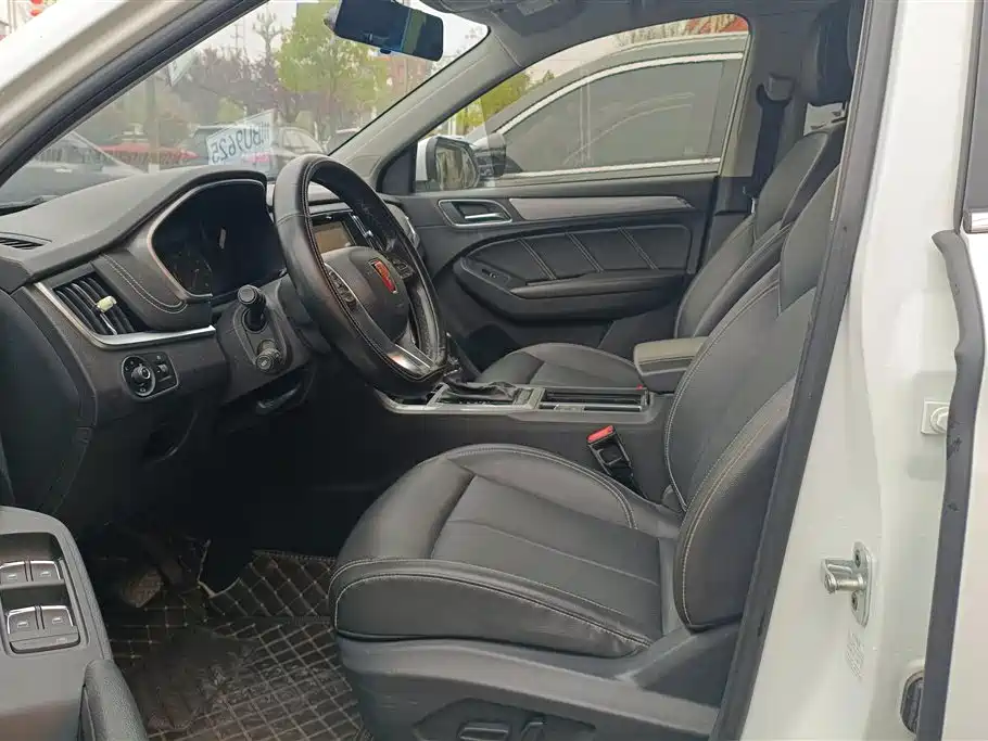 Roewe RX5 2018 20T two-wheel drive automatic flagship version купить на сайте DeffCars