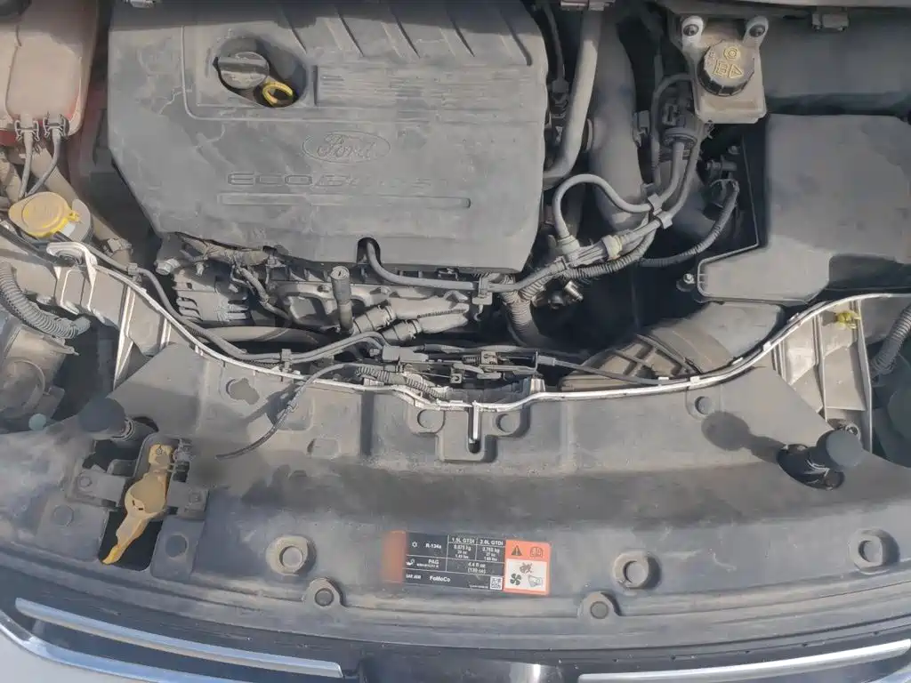 Escape 2015 1.5L GTDi two-wheel drive comfort model купить на сайте DeffCars