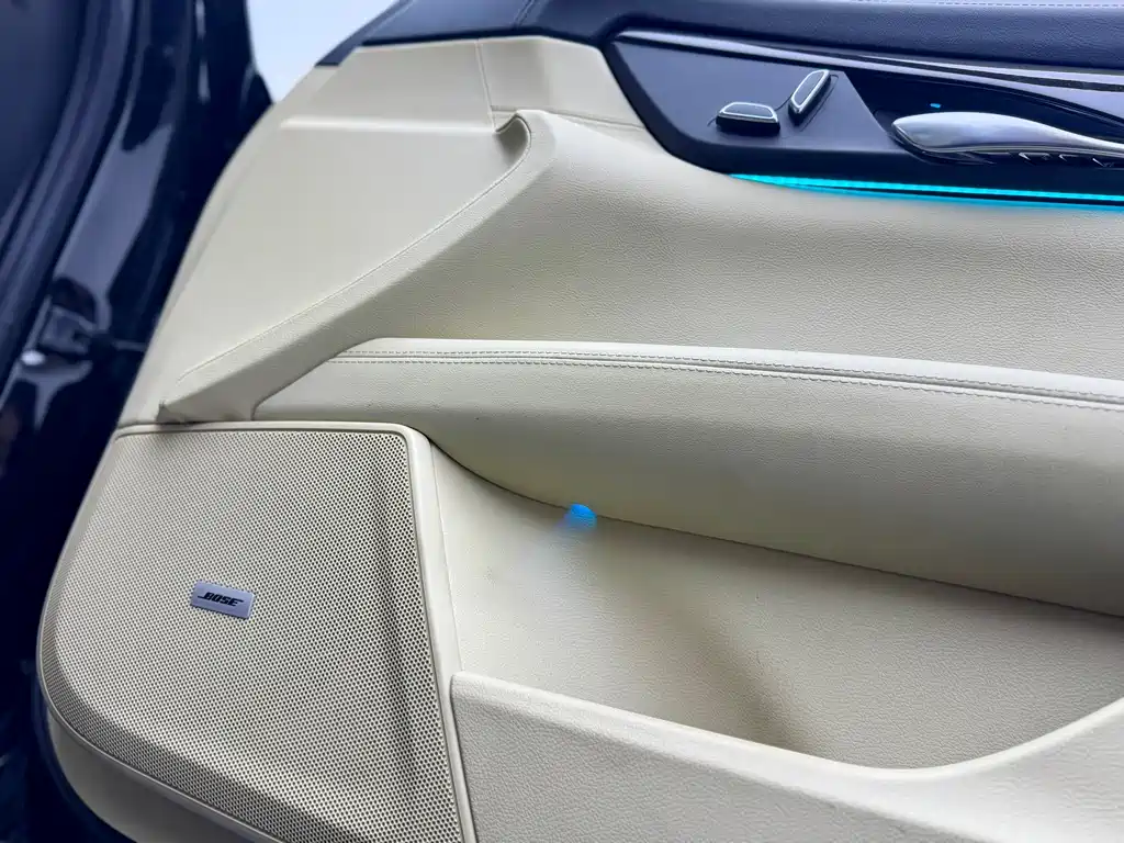 Cadillac CT6 2021 28T Fashion Model купить на сайте DeffCars