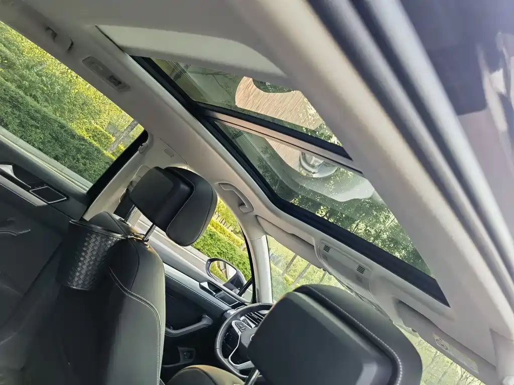 Magotan GTE plug-in hybrid 2022 GTE luxury model купить на сайте DeffCars