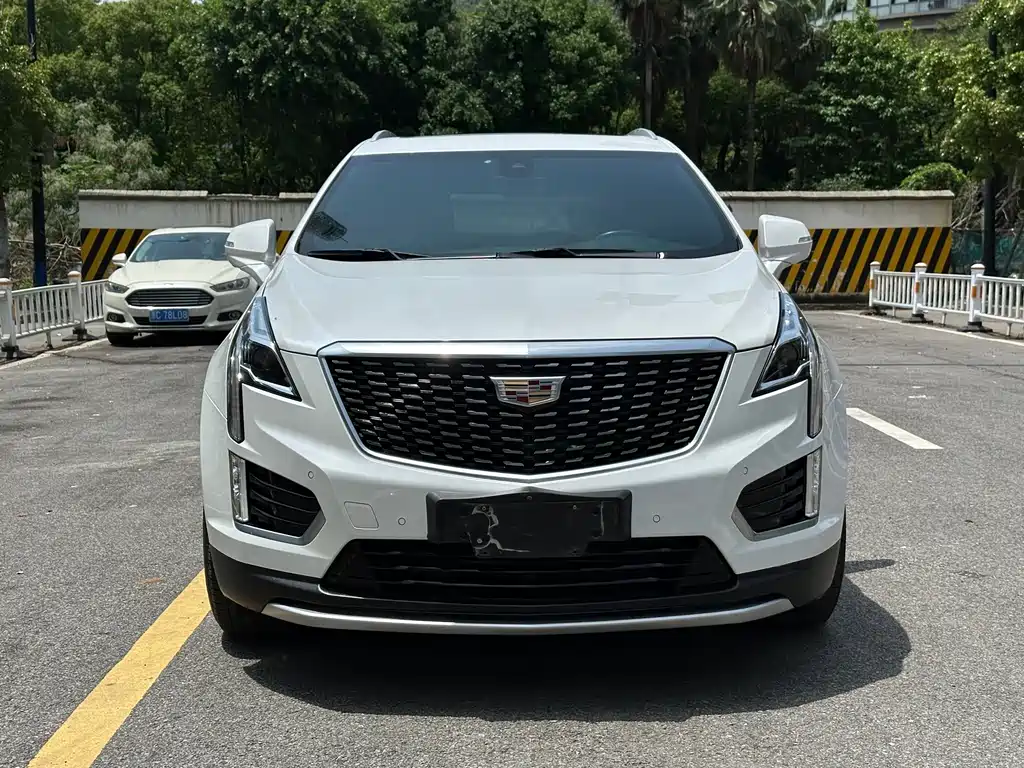 Cadillac XT5 2020 28T luxury model купить на сайте DeffCars