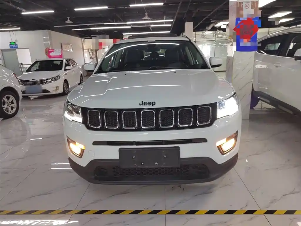Compass 2017 200T Automatic Home Edition купить на сайте DeffCars