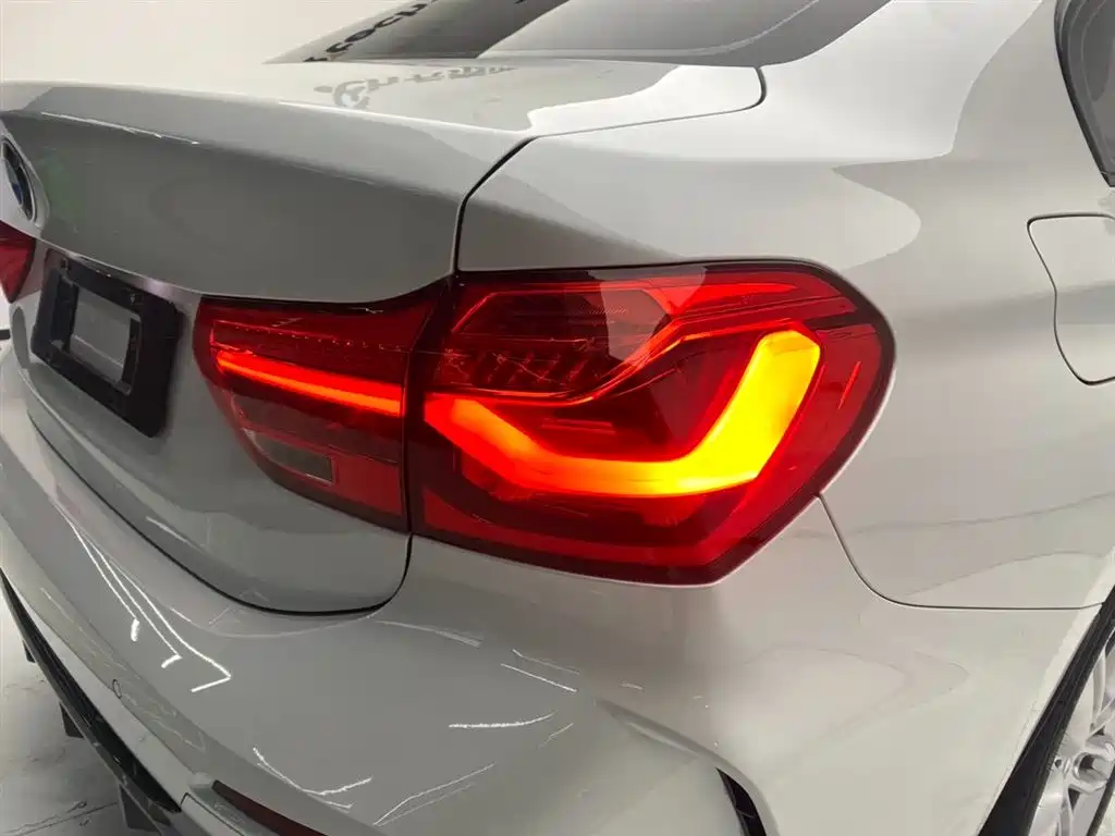 BMW 1 Series 2022 120i M Sports Night Edition купить на сайте DeffCars