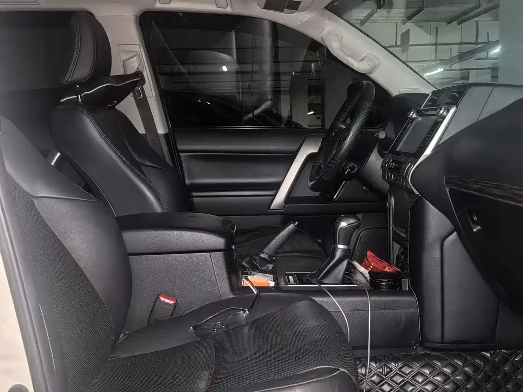 Prado 2018 3.5L automatic TX-L rear mounted spare tire купить на сайте DeffCars