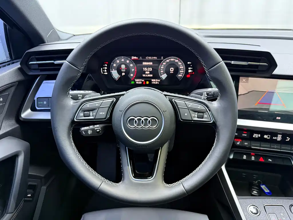 Audi A3 2023 A3L Limousine 35 TFSI Fashionable and Sporty купить на сайте DeffCars