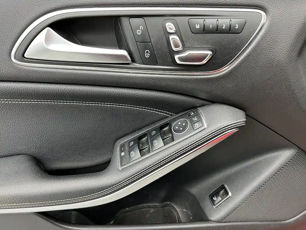 Mercedes-Benz CLA imported 2017 CLA 200 fashion model купить на сайте DeffCars