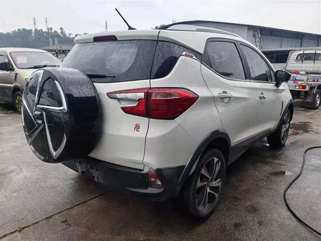 Yuan 2016 1.5L manual luxury model купить на сайте DeffCars