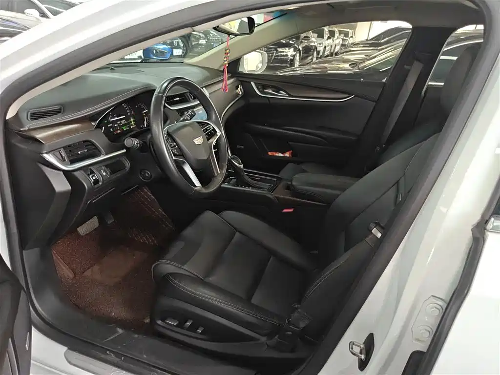 Cadillac XTS 2018 28T Elite купить на сайте DeffCars