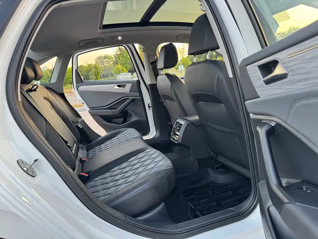 Sagitar 2025 300TSI DSG Super Edition купить на сайте DeffCars