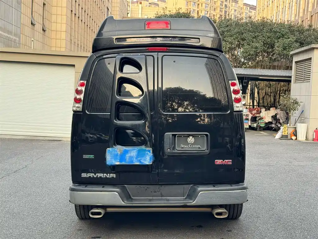 SAVANA 2011 6.0L Business Star 7-seater купить на сайте DeffCars