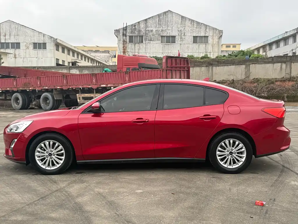 Focus 2019 Sedan EcoBoost 180 Automatic NeochaEDGE купить на сайте DeffCars