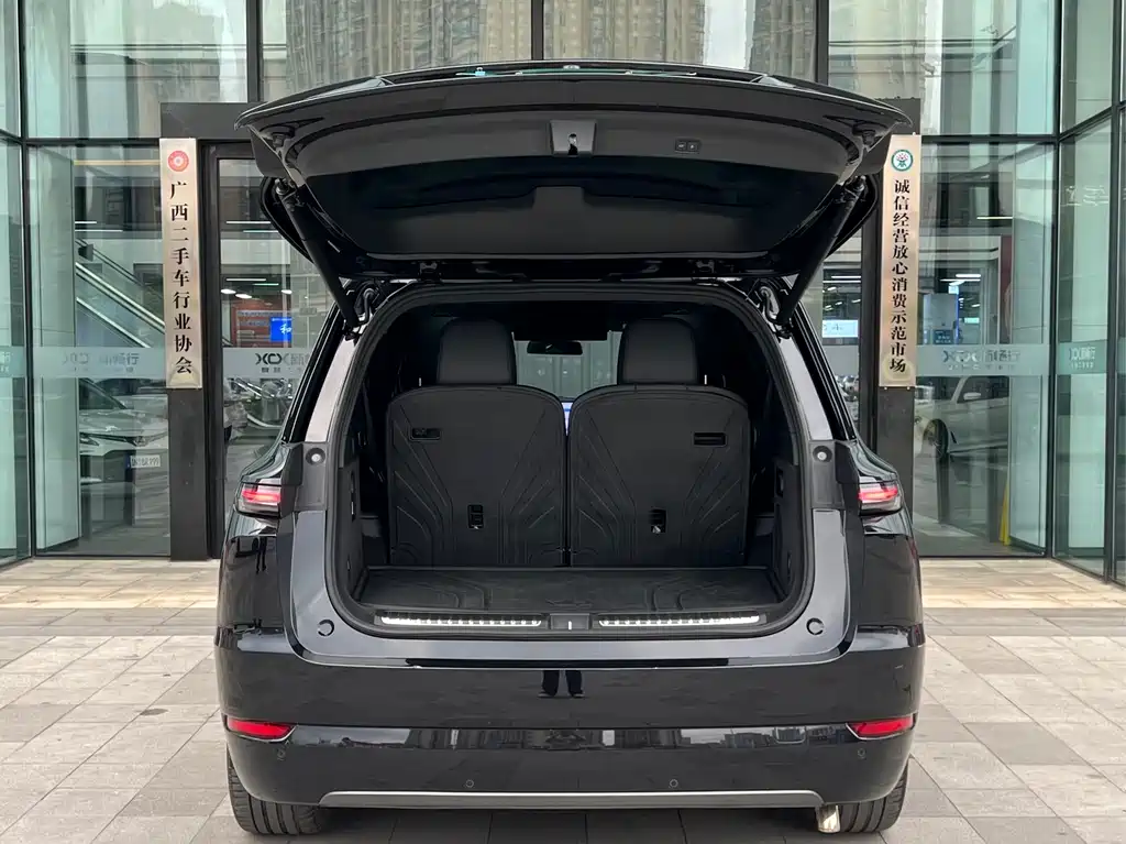 Ideal L9 2024 Ultra купить на сайте DeffCars