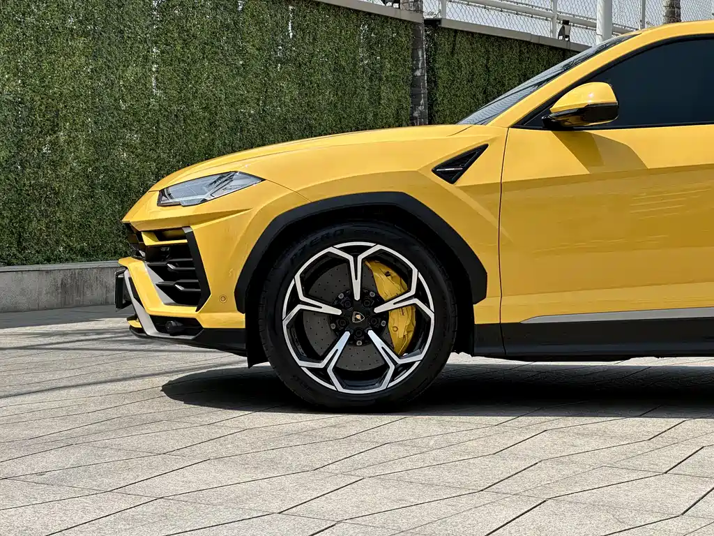 Urus 2021 4.0T V8 купить на сайте DeffCars