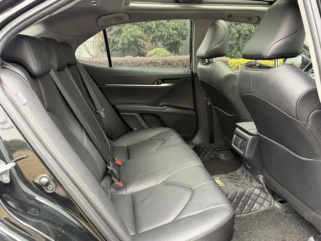 Camry 2019 2.5G Deluxe Edition National VI купить на сайте DeffCars