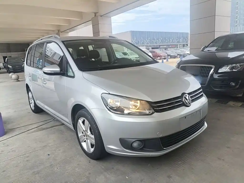 Touran 2015 1.4T DSG comfort version 5 seats купить на сайте DeffCars