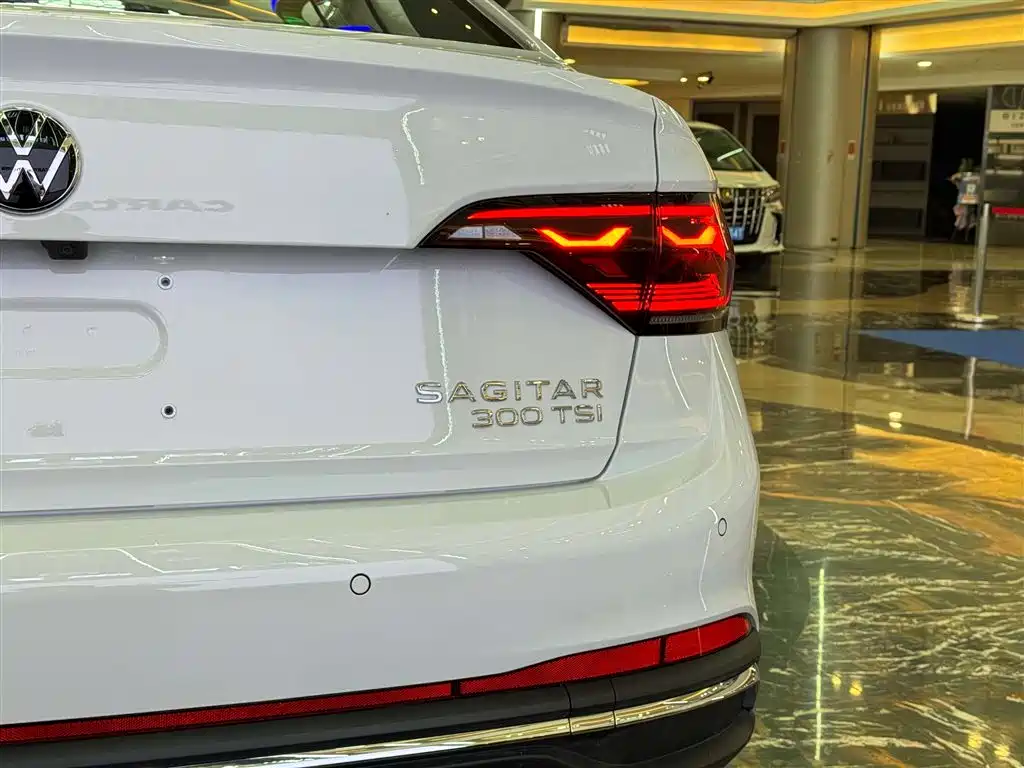 Sagitar 2025 facelift 300TSI DSG flyover version купить на сайте DeffCars