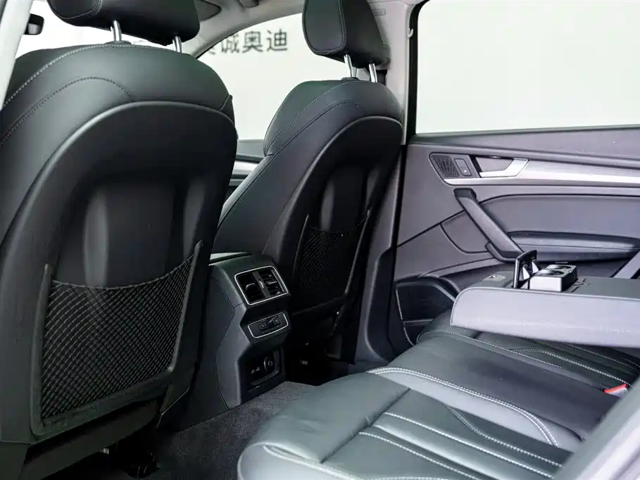 Audi Q5L 2021 45 TFSI luxury and dynamic model купить на сайте DeffCars