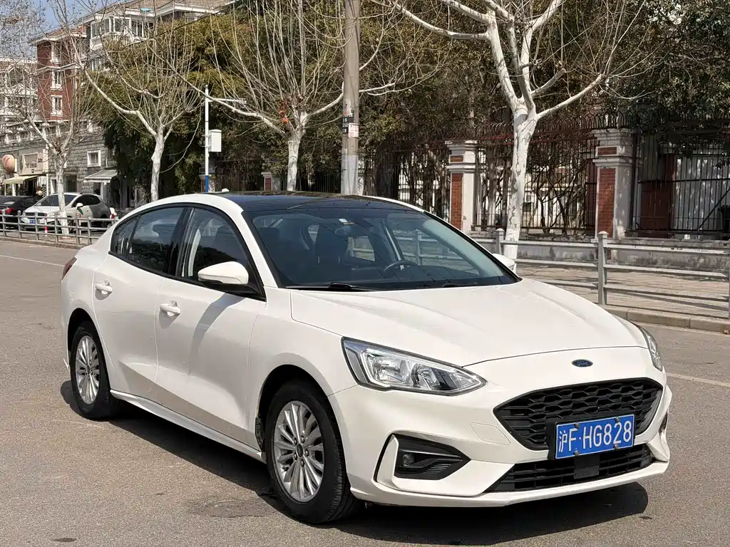 Focus 2020 Sedan EcoBoost 180 Automatic NeochaEDGE купить на сайте DeffCars