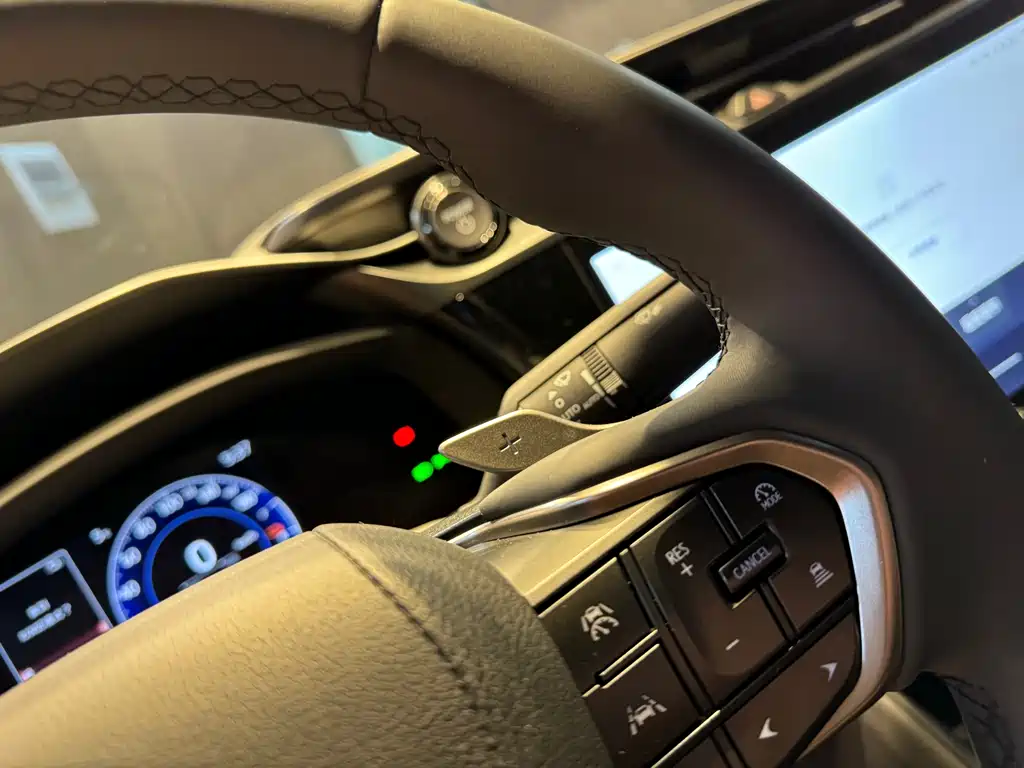 Lexus RZ 2023 450e four-wheel drive indulgent version купить на сайте DeffCars