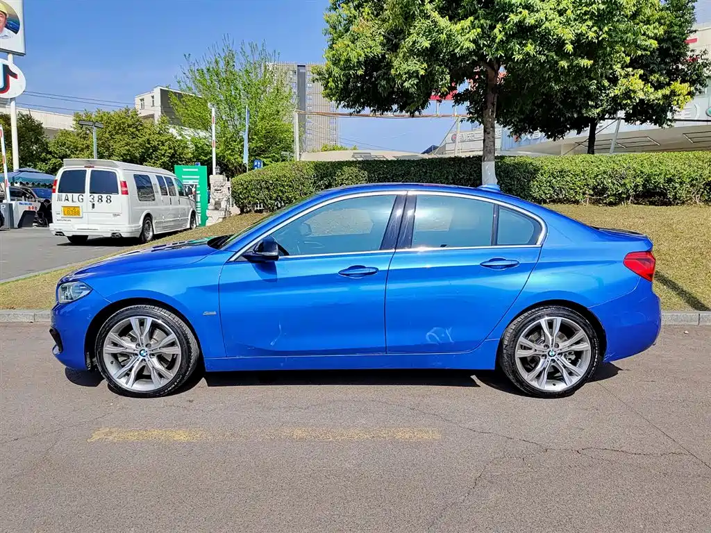 BMW 1 Series 2017 125i Sports купить на сайте DeffCars
